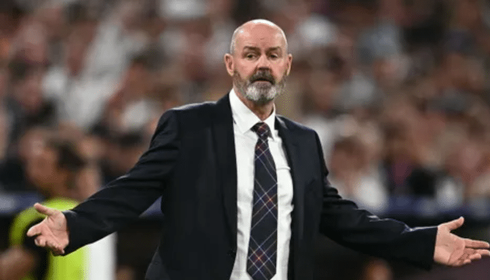 สตีฟ คลาร์ก มั่นใจว่ามีสิ่งที่ดีเกิดขึ้นแม้ผลลัพธ์จะไม่เป็นใจ