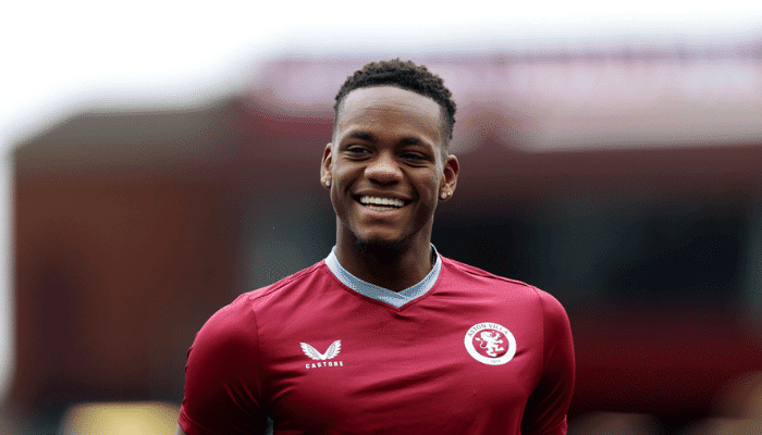 จอน ดูราน ศูนย์หน้า