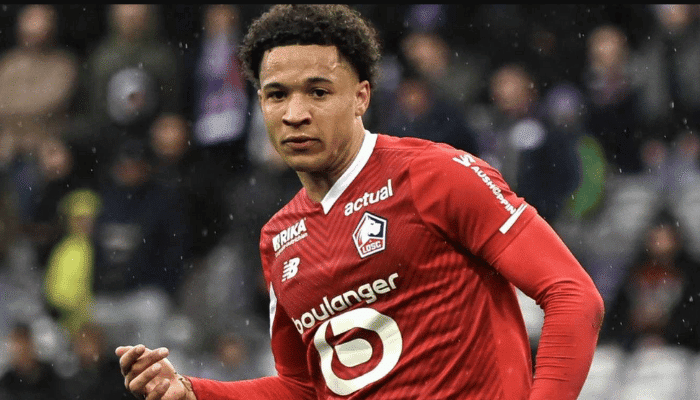 ติอาโก้ ซานโตส กองหลัง