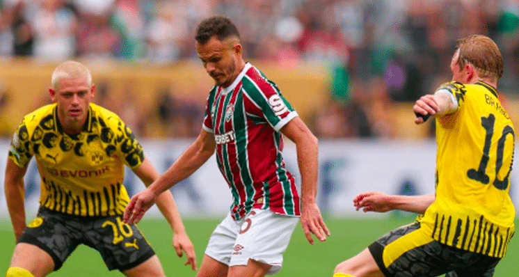ฟลูมิเนนเซ อาร์เจ พบ โบรุสเซีย ดอร์ทมุนด์ 0-0