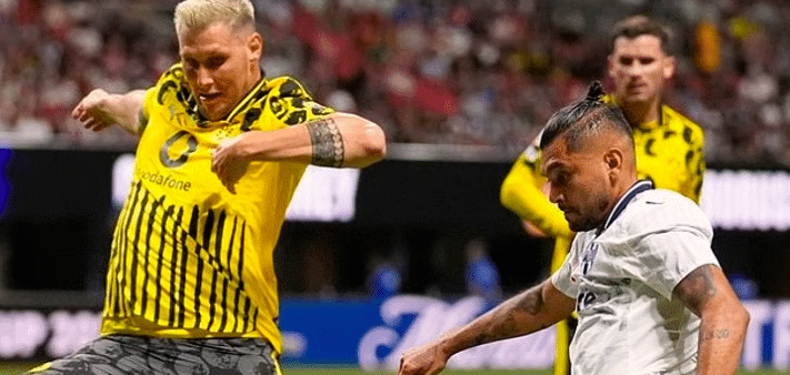 ผลบอล โบรุสเซีย ดอร์ทมุนด์ พบ มอนเทอร์เรย์ 2-1