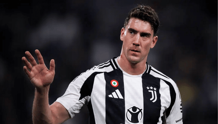 วลาโฮวิช ศูนย์หน้า ยูเว่