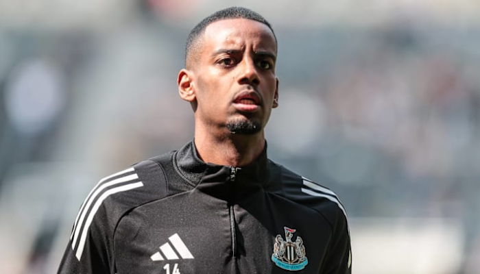 พอล เมอร์สัน ชี้ หงส์ควรลืม อเล็กซานเดอร์ อีซัค แล้วแก้ปัญหาหลักแนวรับ