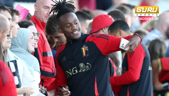 สัญญาของ มิชี่ บาตชูอายี่ กับ ไอน์ทรัค แฟร้งค์เฟิร์ต