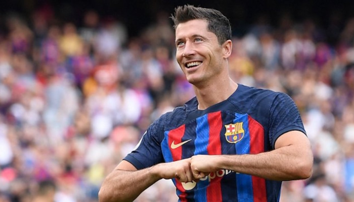 โรเบิร์ต เลวานดอฟสกี้ ถูกหลายสโมสรพรีเมียร์ลีกจับตามองสถานการณ์