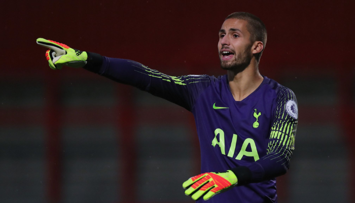 แอลฟี่ ไวท์แมน อดีตนายทวารสเปอร์ส ประกาศแขวนถุงมือ มุ่งสู่วงการหนัง