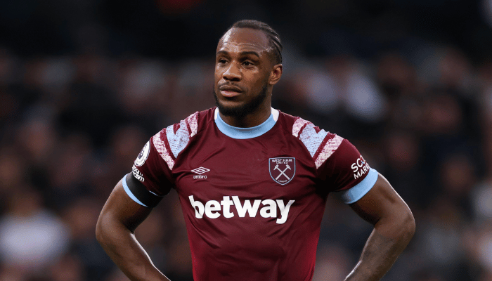 บ้านผลบอล | อันโตนิโอ ศูนย์หน้าทีมชาติจาเมกา