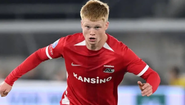 คีส สมิธ ถูก แมนฯ ยูไนเต็ด เร่งปิดดีล เหนือบาร์ซ่า–มาดริด ค่าตัว 25 ล้านปอนด์