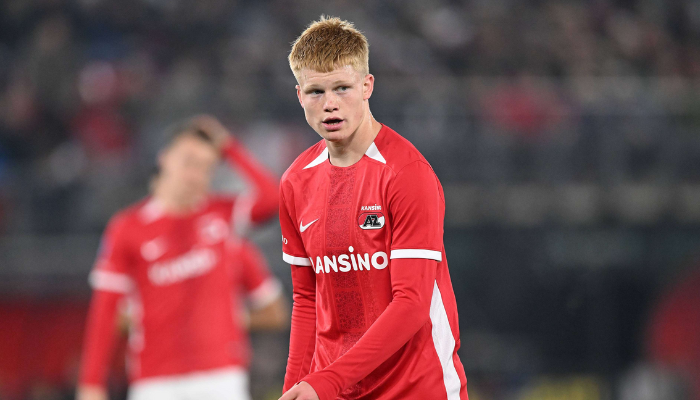 คีส สมิธ ถูก แมนฯ ยูไนเต็ด เร่งปิดดีล เหนือบาร์ซ่า–มาดริด ค่าตัว 25 ล้านปอนด์