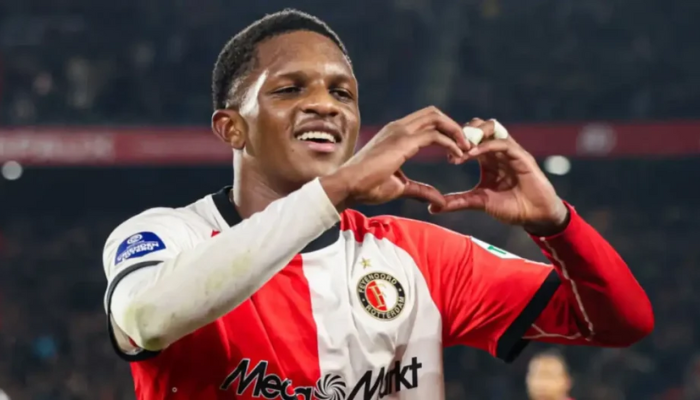 จิไวโร่ รีด กองหลังดาวรุ่งเฟเยนูร์ด แมนฯ ซิตี้ เปิดศึก บาเยิร์น แย่งเสริมทัพ