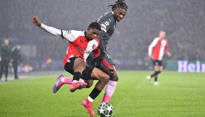 จิไวโร่ รีด กองหลังดาวรุ่งเฟเยนูร์ด แมนฯ ซิตี้ เปิดศึก บาเยิร์น แย่งเสริมทัพ