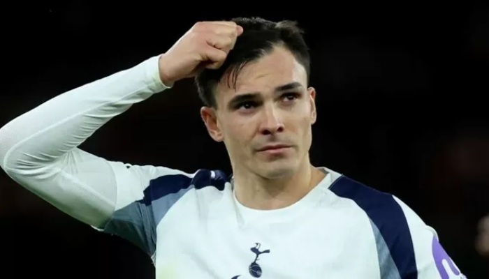 ปาลินญ่า ขอโทษแฟนสเปอร์สหลังโดนถล่ม 4-1 ลั่น ทีมต้องรับผิดชอบ