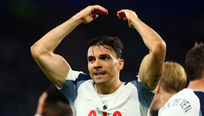 ปาลินญ่า ขอโทษแฟนสเปอร์สหลังโดนถล่ม 4-1 ลั่น ทีมต้องรับผิดชอบ