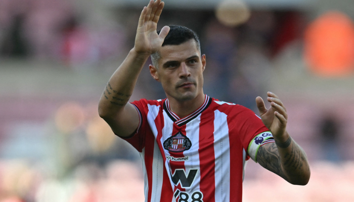 เวย์น รูนี่ย์ ยกกรานิต ชาก้า "ดีลแห่งฤดูกาล" หลังทำผลงานยอดเยี่ยม