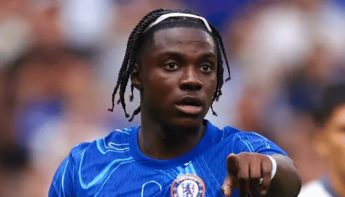 ลาเวีย มิดฟิลด์เชลซี