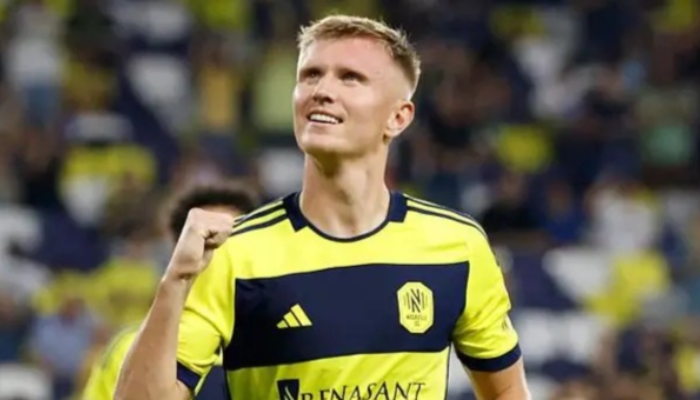 แซม เซอร์ริดจ์ ถูก วูล์ฟแฮมป์ตัน เล็ง เสริมแนวรุก หวังเปลี่ยนทิศทีม