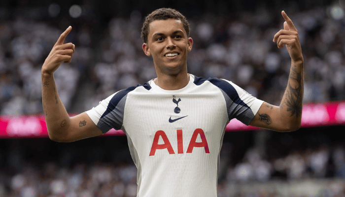 จอห์นสัน กับผลกระทบจากการเปลี่ยนแปลงเก้าอี้กุนซือเล้าไก่