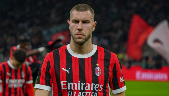 สตราฮินย่า พาฟโลวิช พร้อมคืนสนาม แม้เพิ่งเย็บศีรษะ 9 เข็ม