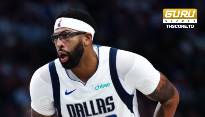 แอนโธนี่ เดวิส เซนเตอร์ ดัลลัส แมฟเวอริคส์ ต้องผ่าตัดข้อมือซ้าย
