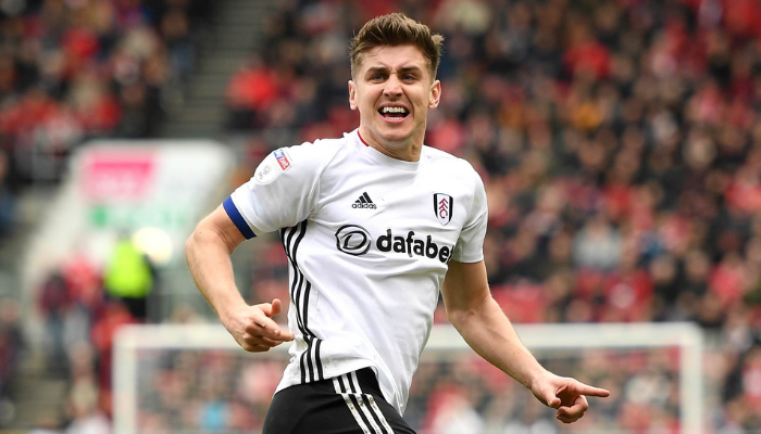 ทอม แคร์นี่ย์ มองไม่เห็นตัวเองใส่ชุดทีมอื่น หลังสัญญากับฟูแล่มหมด