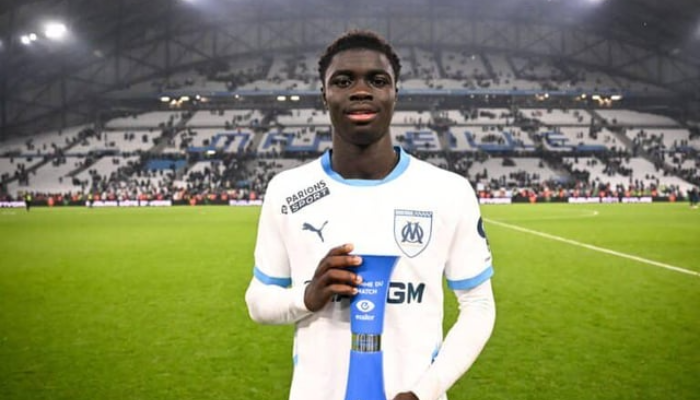 โรบินิโอ วาซ กองหน้า ดาวรุ่งจากมาร์เซย ถูก โรม่าเซ็นสัญญา 25 ล้านยูโร