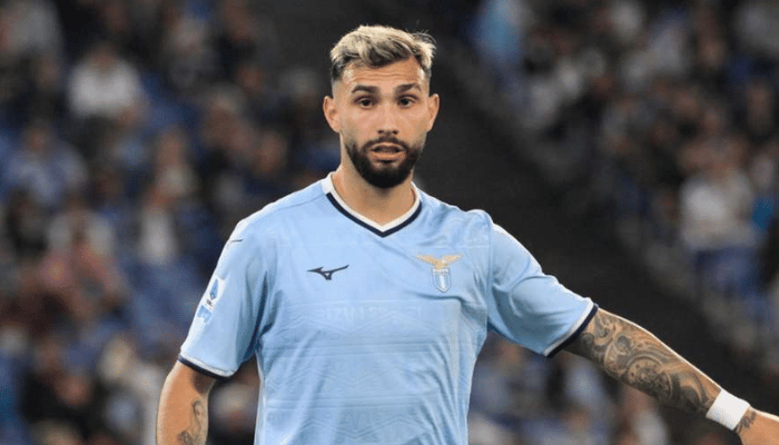 กัสเตยานอส ล่าตาข่ายในศึกพรีเมียร์ลีก