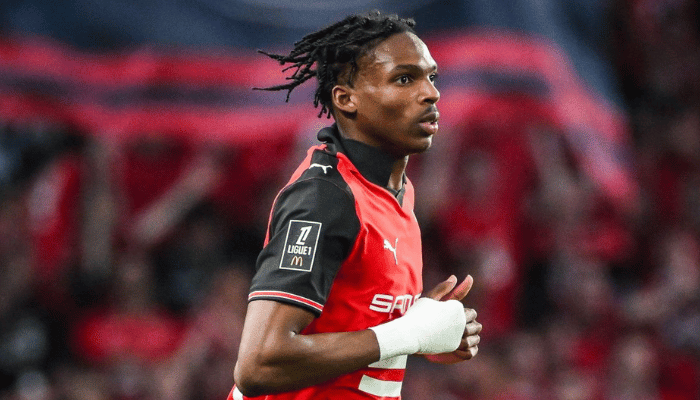 ฌักเกต์ สโมสรยักษ์ใหญ่แห่งพรีเมียร์ลีก