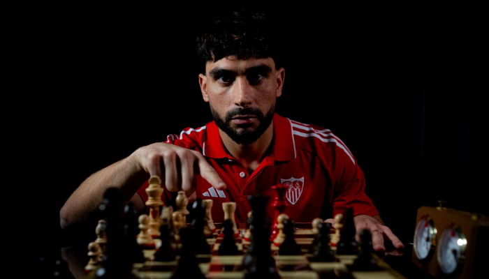 โมเปย์ การยืนยันเป็นนักเตะใหม่ของสโมสรเซบีย่า