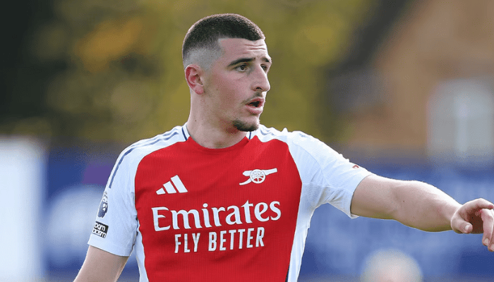 กาคูร์รี่ เซนเตอร์แบ็กวัย 20 ปีรายนี้ไม่อยู่ในแผนการทำทีมระยะยาว