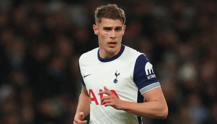 ฟาน เดอ เฟน บทเรียนจากการชวดตัวกองหลังคริสตัล พาเลซ