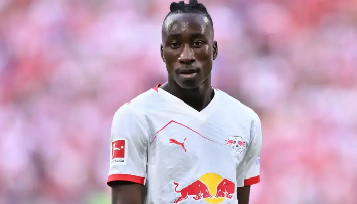 ดิโอม็องเด้ ปีกขวาดาวรุ่งพุ่งแรงแห่งยุคของสโมสร แอร์เบ ไลป์ซิก