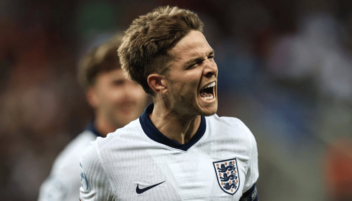 เจมส์ แม็คคาที มิดฟิลด์ฟอเรสต์เนื้อหอม เลเวอร์คูเซ่น-ปอร์โต้