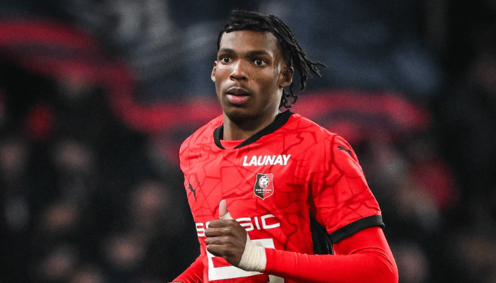 ฌักเกต์ ปราการหลังดาวรุ่งพุ่งแรงของสโมสร แรนส์