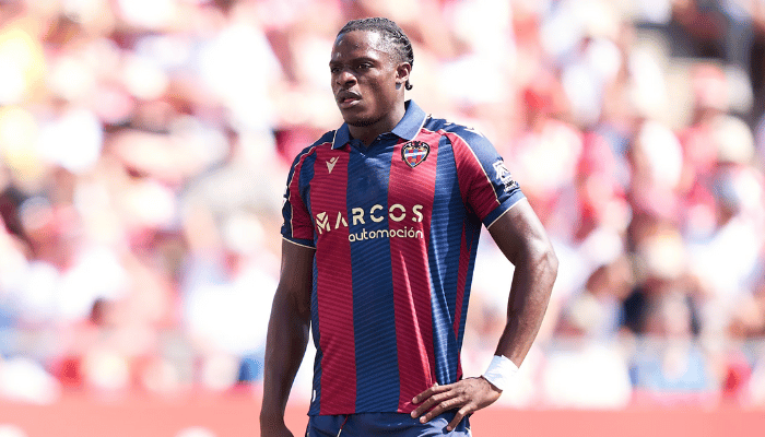 เอ็ตต้า เอย็อง ปฏิเสธข้อเสนอมหาศาลจากซีเอสเคเอ มอสโก