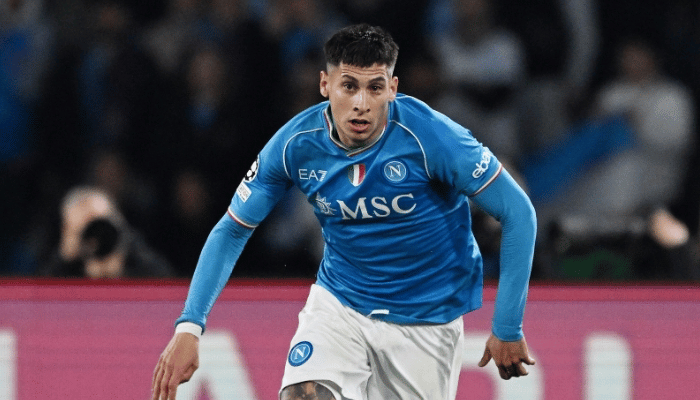 โอลิเวร่า วิเคราะห์เหตุผลที่นาโปลีเลือก