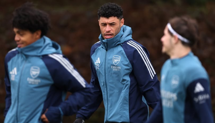 อเล็กซ์ อ็อกซ์เลด-แชมเบอร์เลน ก้าวสำคัญสู่เส้นทางโค้ชที่อาร์เซน่อล