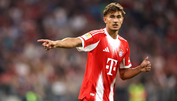 ทอม บิสชอฟ มิดฟิลด์ เปิดเผยประสบการณ์สุดประทับใจจากการต้อนรับของนักเตะบาเยิร์น มิวนิค