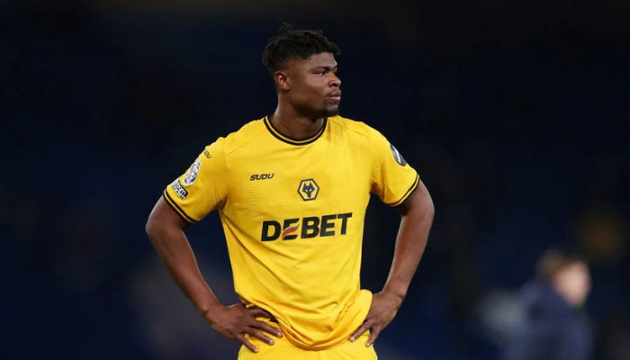 เอ็มมานูเอล อั๊กบาดู ซบ เบซิคตัส อย่างเป็นทางการ ยืนยัน  โดย วูล์ฟแฮมป์ตัน