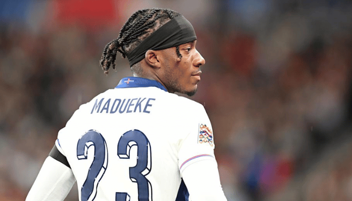 มาดูเอเก้ โชคร้ายที่เขาต้องถูกเปลี่ยนตัวออก