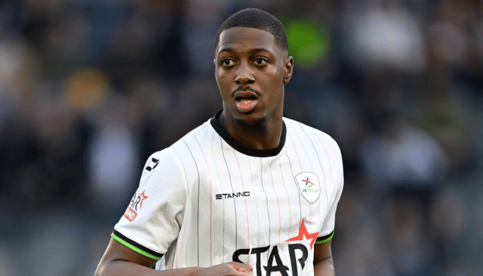 รอจเจริโอ เอ็นยากอสซี่ ปราการหลัง ได้รับความสนใจ จากสองมหาอำนาจ ฟุตบอลอังกฤษ