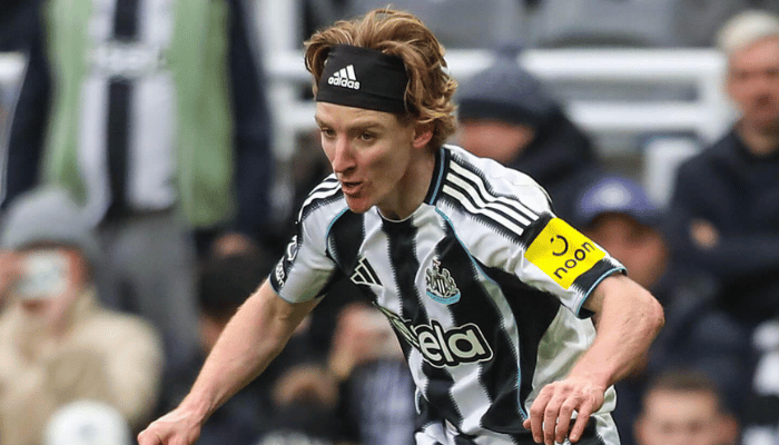 แอนโธนี่ กอร์ดอน เส้นทางจากเซนต์ เจมส์ พาร์ค