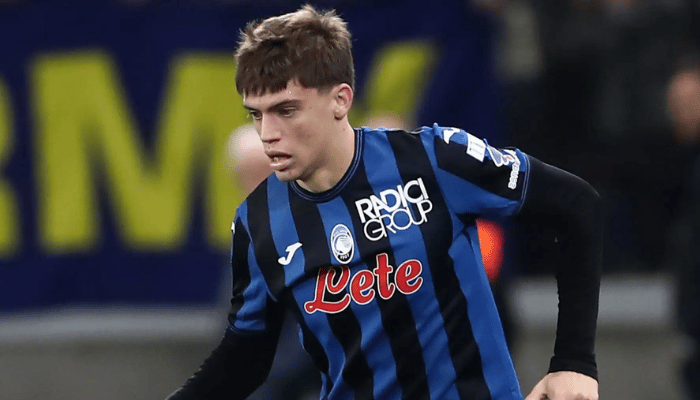 ปาเลสตรา ตกเป็นเป้าหมายสำคัญ ของ หงส์แดง