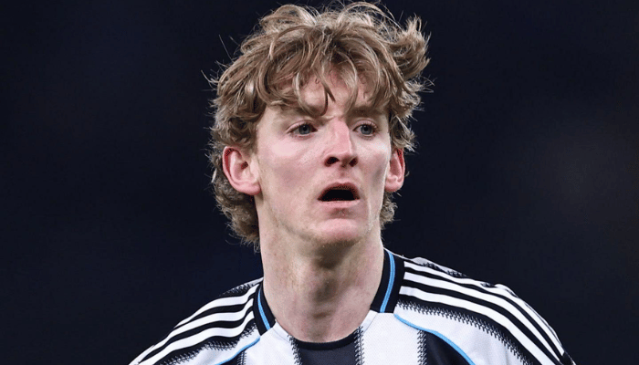 แอนโธนี่ กอร์ดอน ปีกตัวจี๊ด