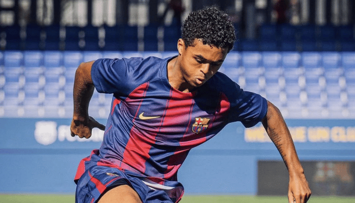 ไคลเวิร์ต ปีกดาวรุ่ง ขยายสัญญาฉบับใหม่กับสโมสร เจ้าบุญทุ่ม